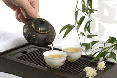 نوشیدن چای سبز ( Green Tea ) بطور روزانه ، فواید زیادیی برای سلامتی دارد